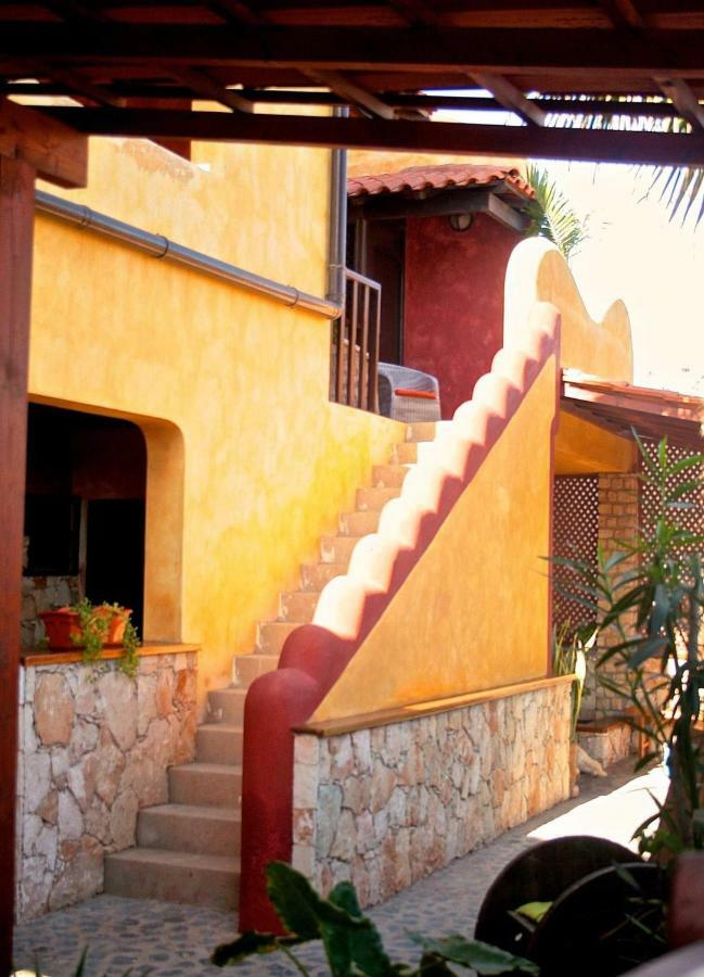 Sakaroule B&B Санта-Мария Экстерьер фото